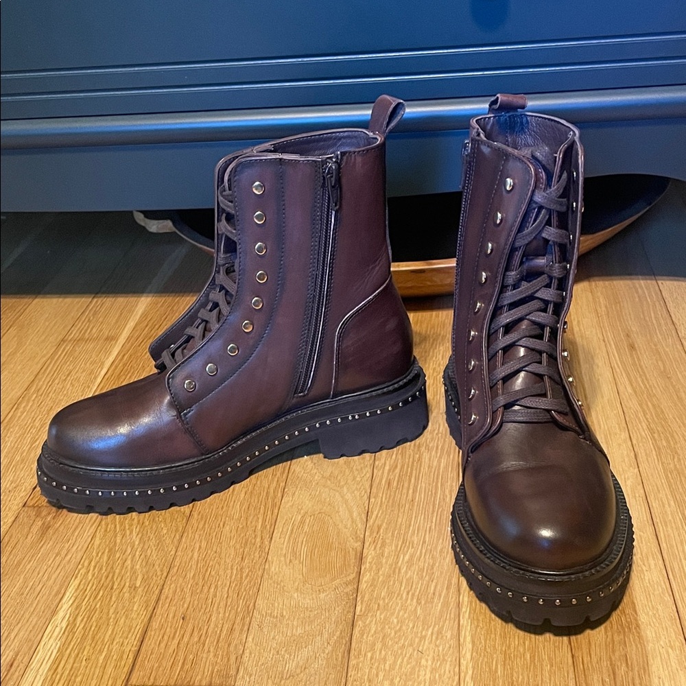 Vintage Foundry, BRAND BEW Brown Leather Combat Boots